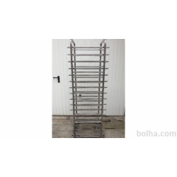 VOZIČEK ZA ODLAGANJE PLADNJEV